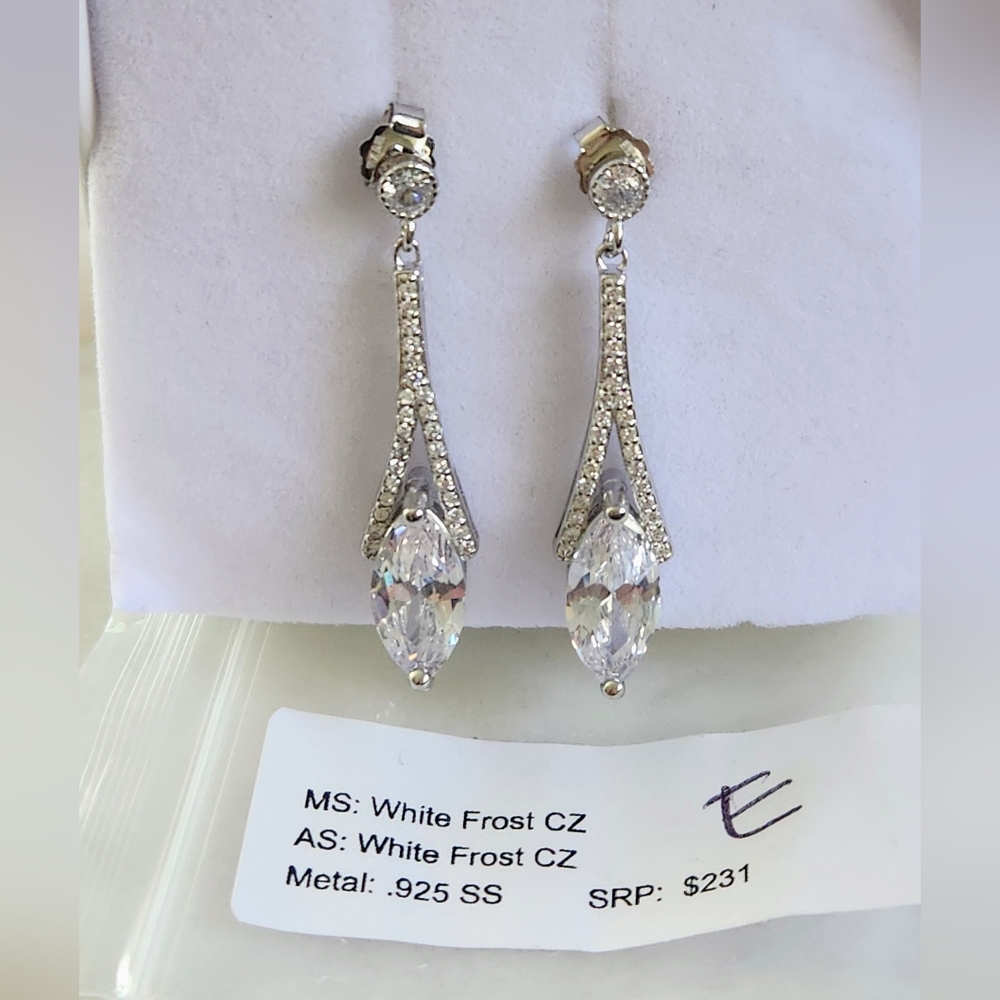 NWT Ryze White Frost Cubic Zirconia .925 Sterling Silver Dangle Earrings - Picture 5 of 9